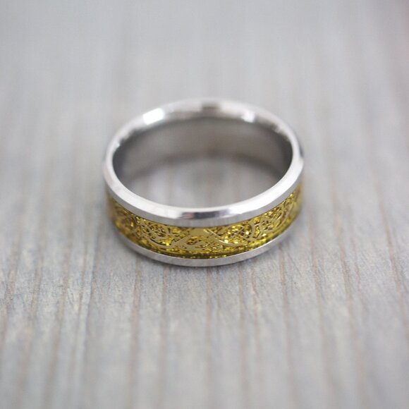 Mens Ring 8mm 2-Tone Silver/Yellow Fashion Ring Stainless Steel Wedding Band - Picture 3 of 3